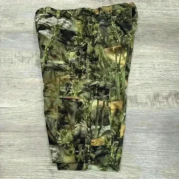 Paramount Outdoors Mens Fishouflage Bass Shorts Fish Print Cargo Pockets Small - Picture 12 of 13